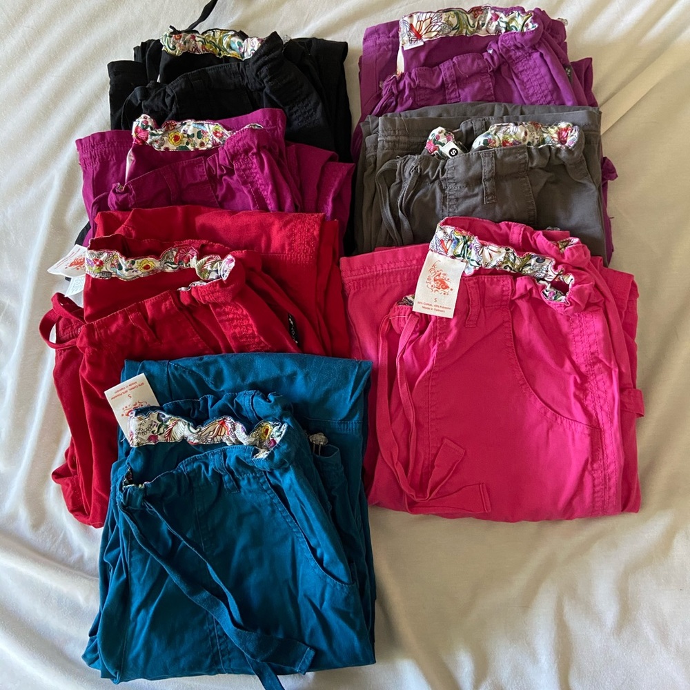 Lot of 7 Koi scrub cargo bottom pants small tall